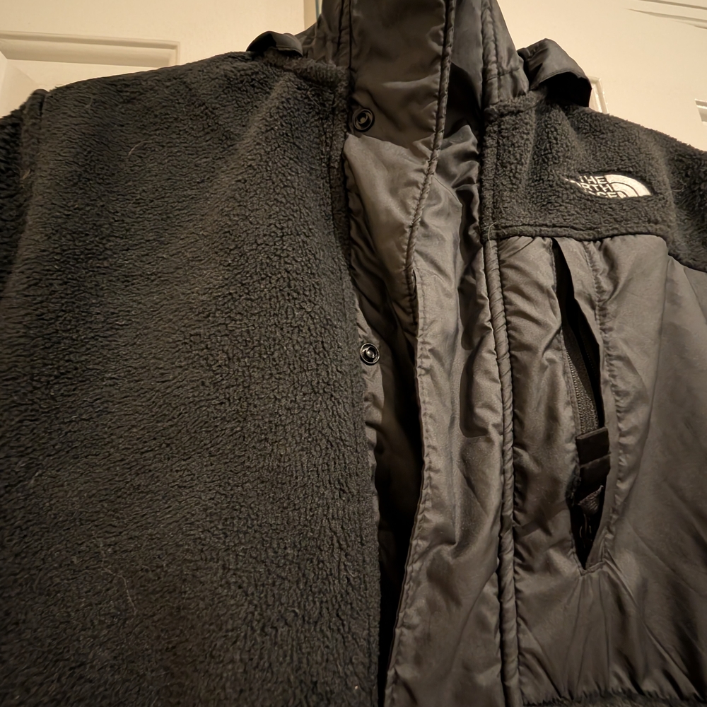 The North Face Kid's Boy Black Jacket Xl - Picture 3 of 4